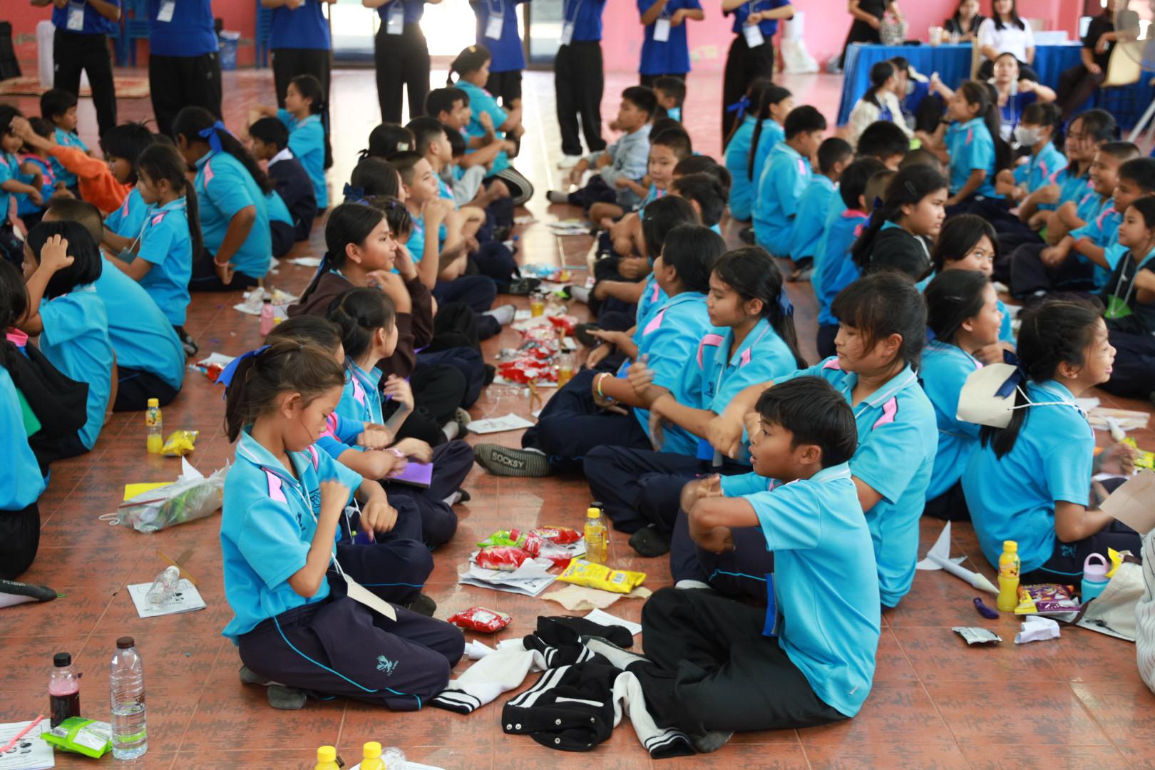 394. วันที่ 27 มกราคม 2569 โปรแกรมวิชาวิทยาศาสตร์ทั่วไป ได้จัดค่ายสเต็มศึกษาให้กับนักเรียนชั้นประถมศึกษาปีที่1-6 ณ โรงเรียนอนุบาลคลองขลุง จ.กำแพงเพชร